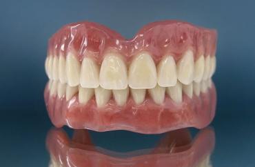 Съемное протезирование зубов