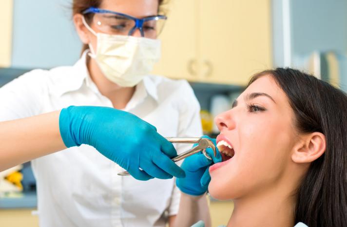 Удаление зубов